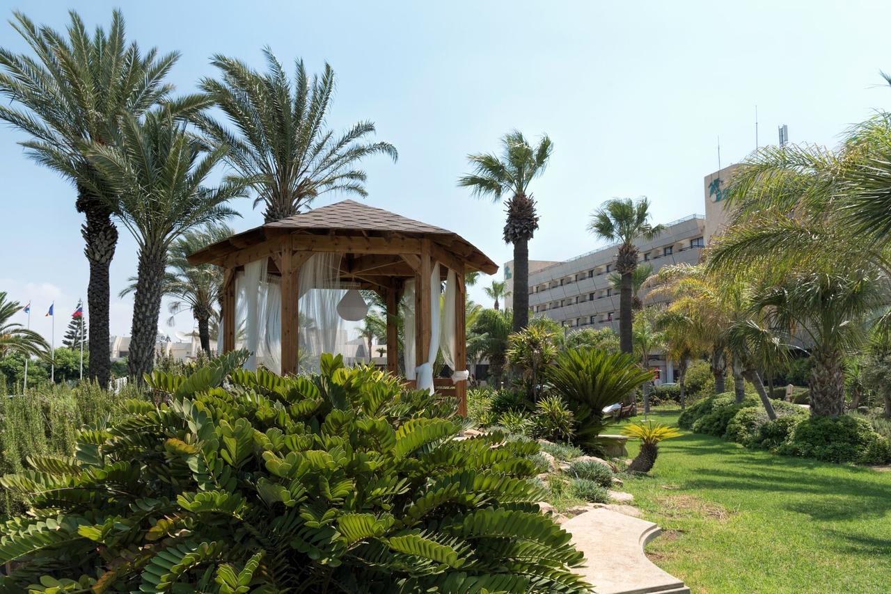 Palm Beach Hotel & Bungalows Larnaca Exterior photo